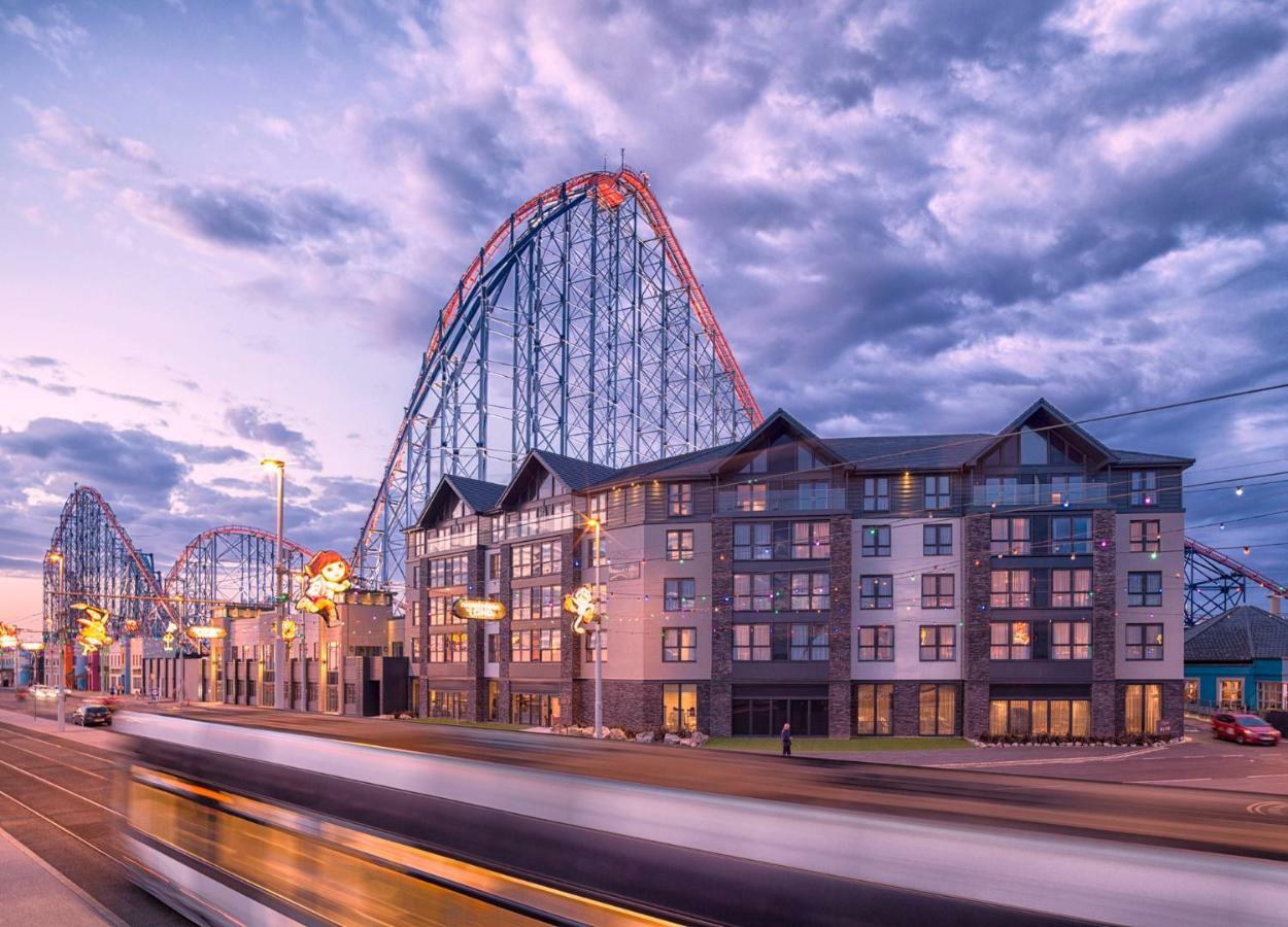 Boulevard Hotel Blackpool Buitenkant foto The Pleasure Beach Pleasure Hotel